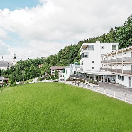 Spes Hotel & Seminare Schlierbach Екстериор снимка