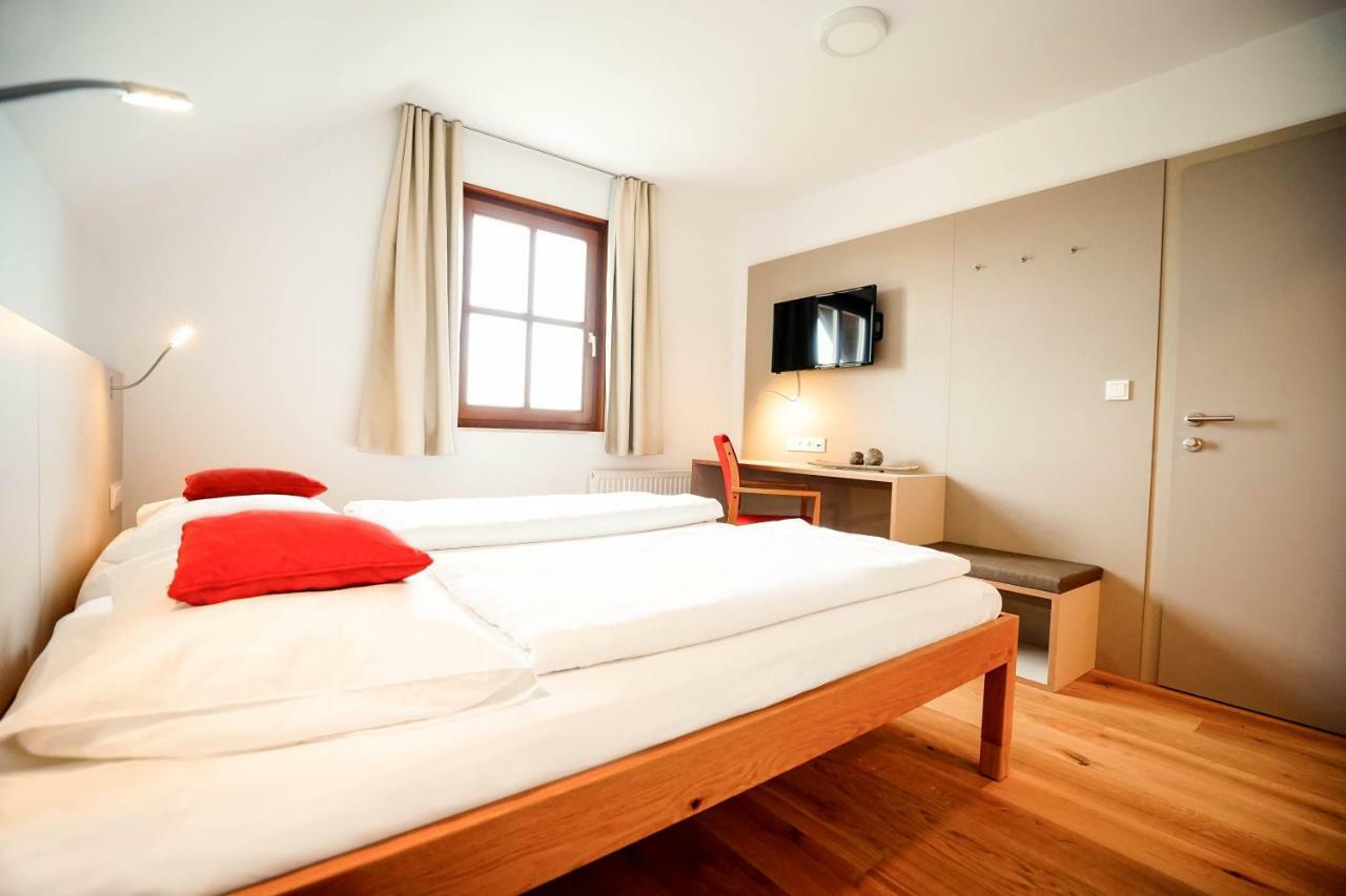 Spes Hotel & Seminare Schlierbach Екстериор снимка