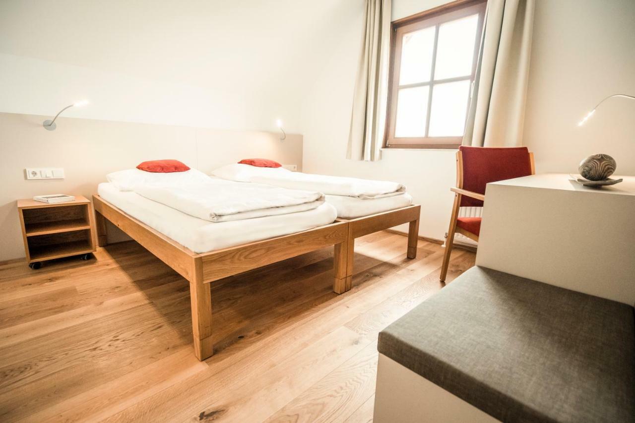 Spes Hotel & Seminare Schlierbach Екстериор снимка